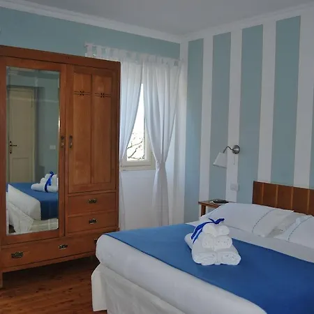 La Ripa 3* Μπαβένο